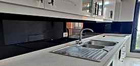 Mutfak dolap aras� cam nedir? Kullan��l� m�?